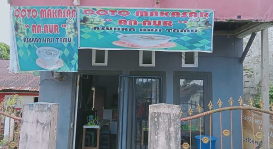 Rumah Makan Coto Makasar Annur milik Ferry di jalan DI Pandjaitan Kelurahan Kotobangon Kecamatan Kotamobagu Timur. (Foto: Laras Dondo/Bolmong.News)