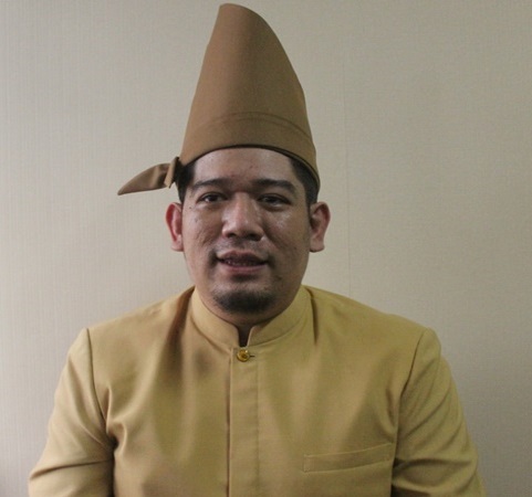 Ketua Komisi I DPRD Provinsi Sulut, Raski Mokodompit. (Foto: dok/bolmong.news)