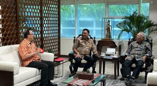 Gubernur Sulut Olly Dondokambey saat menemui Menteri PUPR Basuki Hadimuljono di Jakarta, Rabu (25/1/2023). Foto: Dok/Humas Pemprov Sulut.
