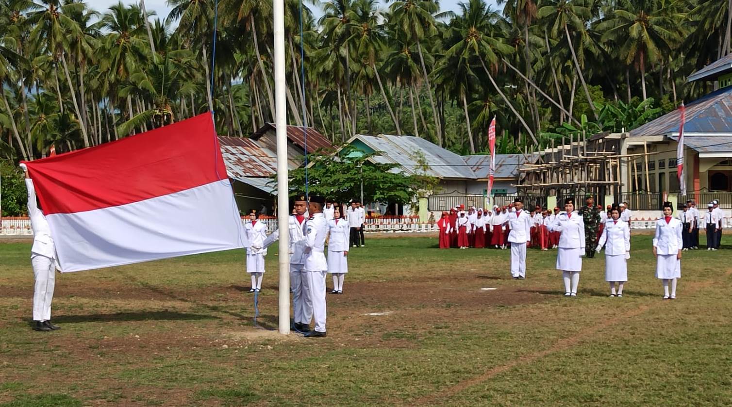 Upacara Hari Ulang Tahun Kecamatan Posigadan ke 20 yang dilaksanakan di Lapangan Desa Lion, Senin (16/1/2023). Foto: Wawan Dentaw/Bolmong.News