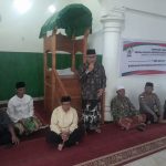 Ketua DMI Kabupaten Bolmong Utara, Drs. H. Amin Lasena saat memberikan sambutan pada pengukuhan pengurus Badan Kemakmuran Masjid (BKM) Masjid Al Munawar Desa Boroko, Kecamatan Kaidipang, Kabupaten Bolmong Utara, Jumat (3/3/2023) .