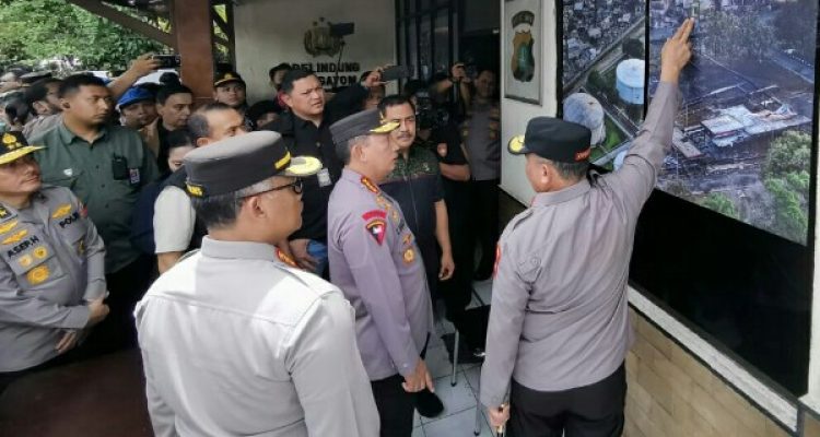 Kapolri Jenderal Listyo Sigit Prabowo akan melakukan peninjauan langsung ke lokasi kebakaran Depo Pertamina, Plumpang, Jakarta Utara, Sabtu (4/3/2023). Foto: dok/Humas Polri.