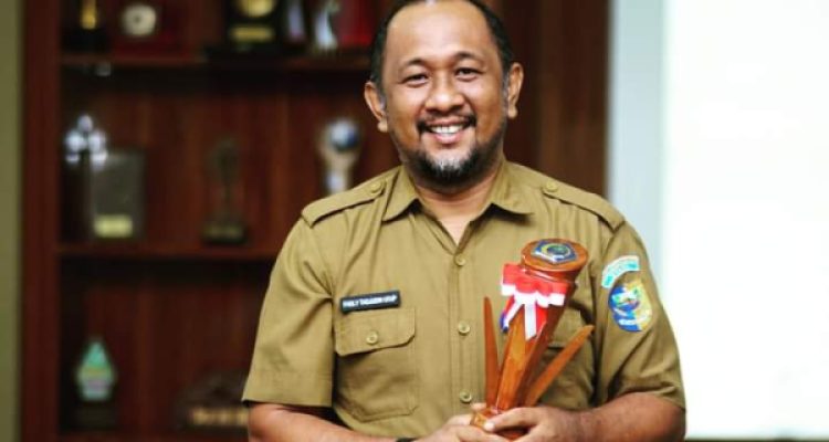 Kepala Dinas Pendidikan (Disdik) Bolmut Fadli Usup. (foto.Muchtar L Harundja/bolmong.news)