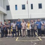 Tampak Anggota DPRD Boltim bersama Dinas Kominfo Boltim saat mengunjungi perusahan Telekomunikasi Digital Indosat Ooredo, Manado, Rabu 1 Maret 2023. (foto. Gazali Potabuga/bolmong.news)
