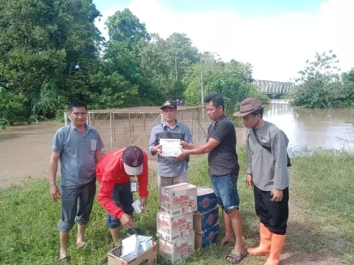 Tampak bantuan yang akan disalurkan kepada warga terdampak banjir di Kabupaten Musi Rawas, Minggu (13/3/2023). Foto: Umami Yanti/bolmong.news.