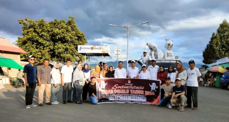 Komisi Pemilihan Umum (KPU) Kota Kotamobagu bersama PPK dan PPS Kotamobagu Utara, menggelar kegiatan sosialisasi Kirab Pemilihan Umum (Pemilu) 2024. Foto: dok PPK Kotamobagu Utara.