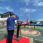 Tampak Kepala Rutan Kotamobagu Setyo Prabowo, saat memberi penghormatan di Peringatan Hari Kebangkitan Nasional (Harkitnas) ke 115 tahun, bertempat di lapangan Upacara Rutan, Senin 22 Mei 2023. (foto.Wahyudy Paputungan/bolmong.news)