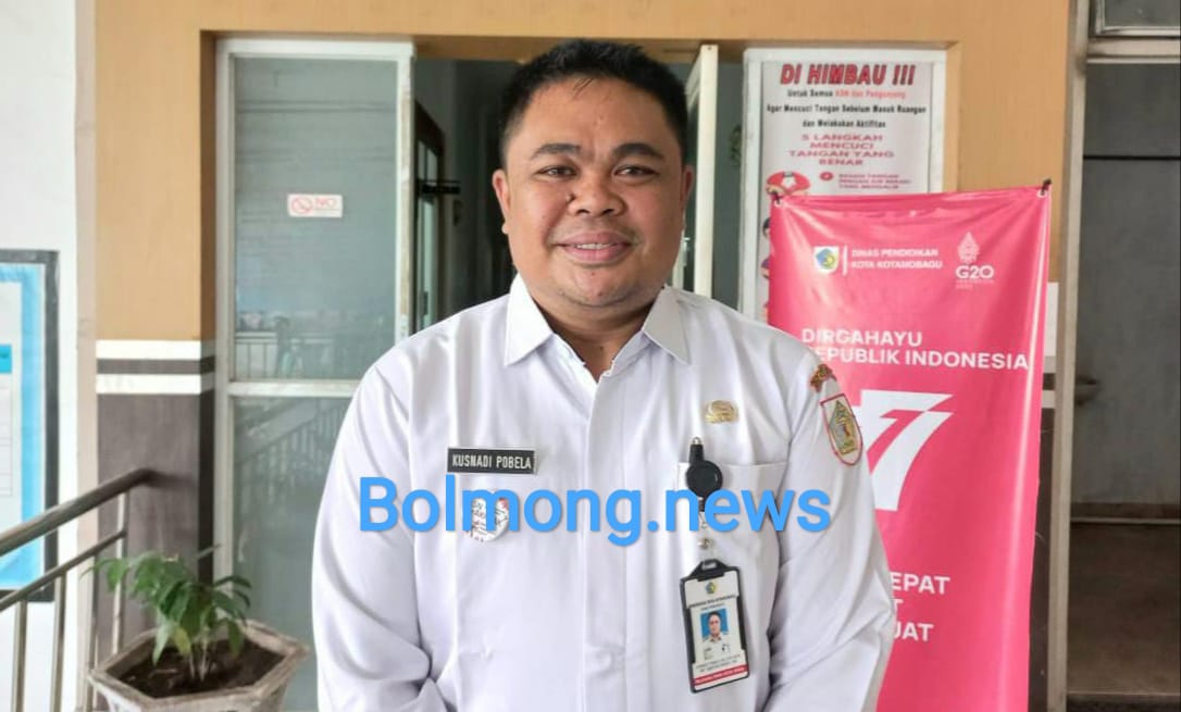 Sekretaris Disdik Kotamobagu Kusnadi Pobela. Foto: Miranty Manangin/Bolmong.news
