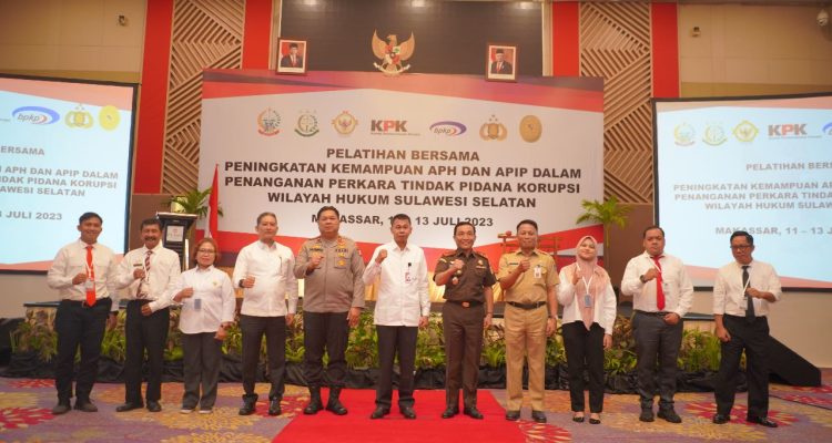 Perkuat Sinergitas Pengembalian Kerugian Negara, KPK Gelar Pelatihan Bersama APH-APIP Sulawesi Selatan. Foto: dok/kpk.go.id