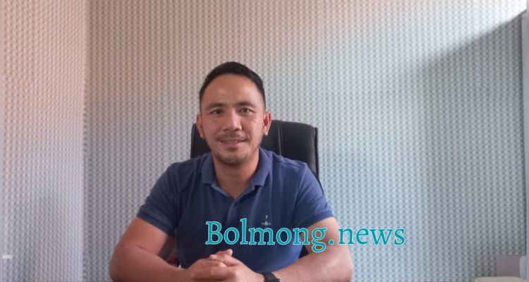 Plt Kepala Dinas Kesehatan yang juga Kepala Bagian Administrasi Umum RSUD Kotamobagu, Ns Fernando M. Mongkau S.Kep M.Kes. Foto: Miranty Manangin/bolmong.news