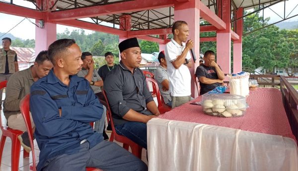 Tampak suasana pembukaan Turnament Molbile Legends Bang Bang (MLBB) dan Volly Ball Putri oleh Pemerintah Kecamatan Pinolosian Tengah, Kabupaten Bolsel, di Tribun Lapangan Desa Adow, Kamis 25 Agustus 2023. (foto.Wawan Dentaw/bolmong.news)