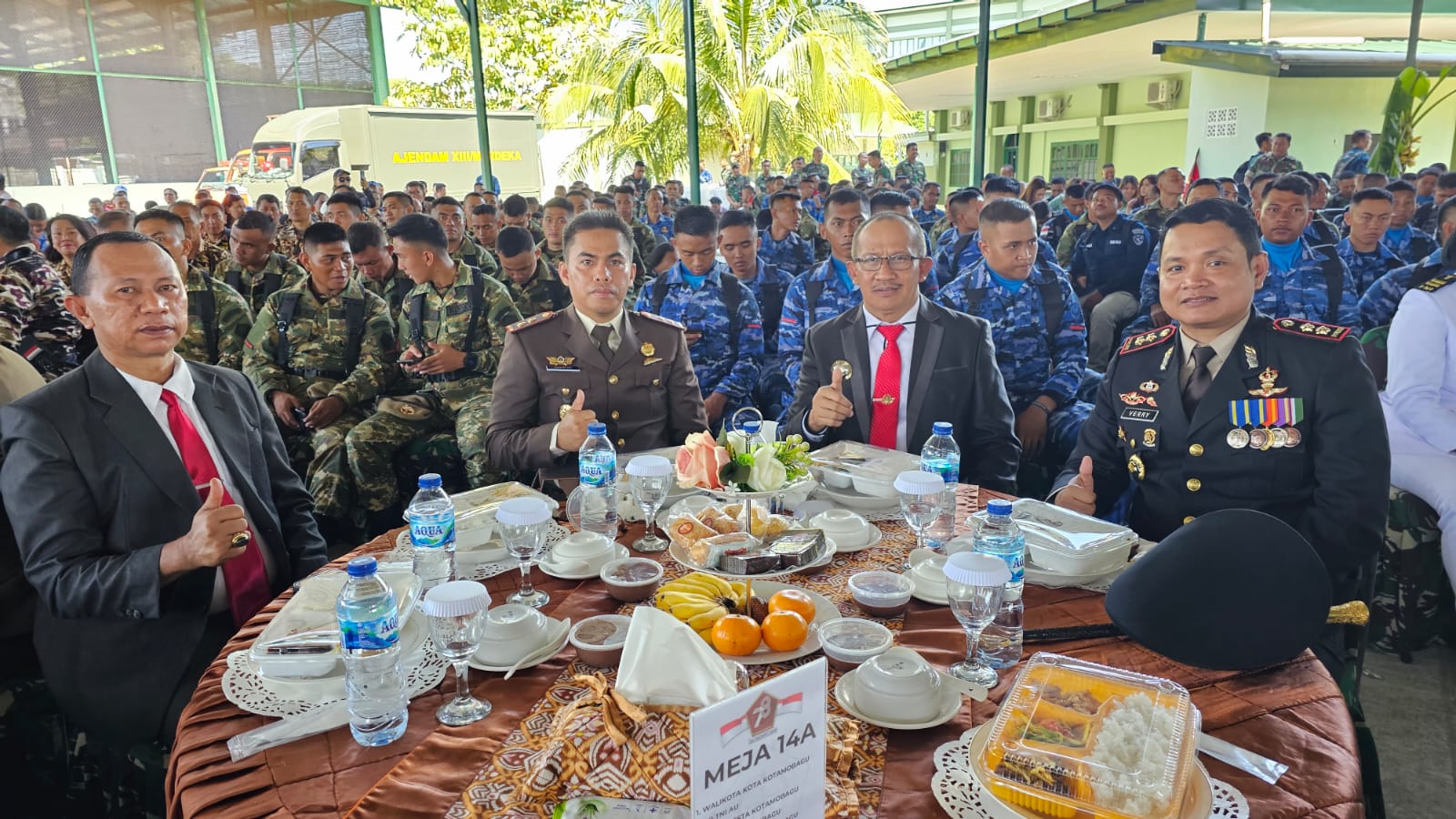 Penjabat Wali Kota Kotamobagu Asripan Nani, menghadiri Upacara Peringatan Hari Ulang Tahun (HUT) Tentara Nasional Indonesia (TNI) ke-78 tahun 2023, bertempat di Makodam XIII/Merdeka, di Manado, Kamis (5/10/2023). Foto: dok/Diskominfo Kotamobagu.