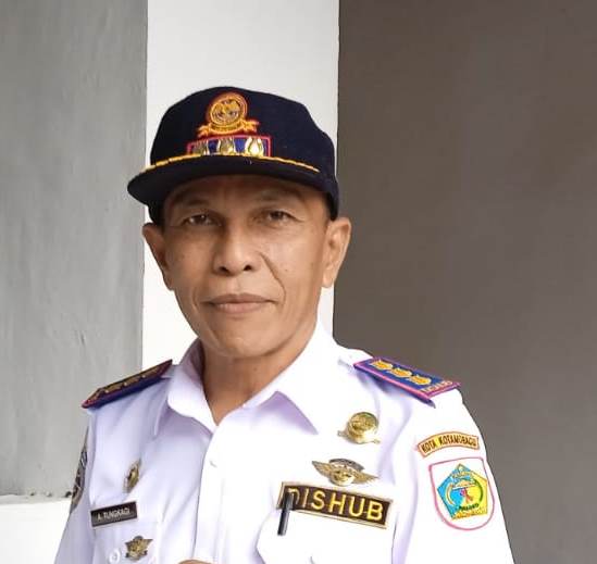 Kepala Dishub Kotamobagu, Marham Anas Tungkagi. Foto: Miranty Manangin/bolmong.news