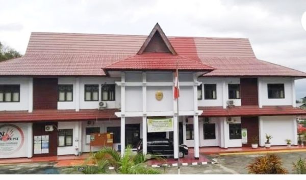 Kantor Pengadilan Negeri (PN) Kotamobagu. (Foto.Wahyudy Paputungan/bolmong.news)
