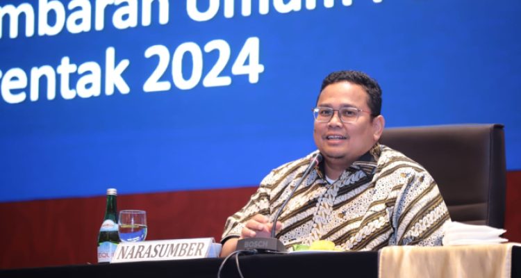 Ketua Bawaslu Rahmat Bagja dalam Bimtek Rekapitulasi Hasil Penghitungan Perolahan Suara dan Penetapan Perolehan Kursi Serta Calon Terpilih dalam Pemilu Serentak 2024 pada Minggu, (4/2/2024). Foto: dok/bawaslu