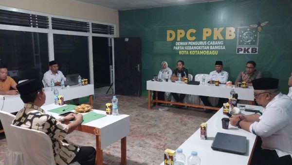 Tampak suasana DESK Pilkada 2024 yang berlangsung di Sekretariat DPC PKB Kota Kotamobagu, Kopandakan Satu, Kecamatan Kotamobagu Selatan, Rabu 1 Mei 2024.(Foto.Gito A Simbala/DPC PKB Kotamobagu)