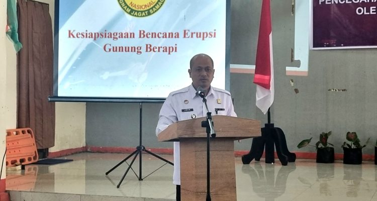 Plh Kepala Kanwil Kemenkuham Sulut John Batara, buka sosialisasi dan simulasi mitigasi bencana alam, berlangsung di LPKA Tomohon, Rabu 8 Mei 2024. (Foto.Rutan Kotamobagu)