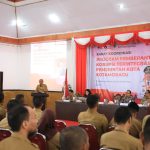 Pj Wali Kota Kotamobagu Asripan Nani saat membuka rakor Program Pemberantasan Korupsi Terintegrasi Pemerintah Kota Kotamobagu, di Aula Rumah Dinas Wali Kota, Selasa (28/05/2024). Foto: Nindy Pobela/bolmong.news