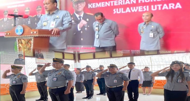 Plh Kepala Kanwil Kemenkumham Sulut John Batara saat memberikan arahan di apel bersama dengan seluruh jajaran wilayah Kemenkumham Sulut, Senin 10 Juni 2024. (Foto.Ilham/Rutan Kotamobagu)