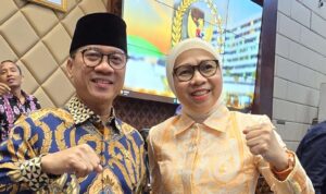 Menteri Desa PDT Yandri Susanto bersama Anggota Komisi V DPR RI, Yasti Soepredjo Mokoagow. Foto: dok/bolmong.news