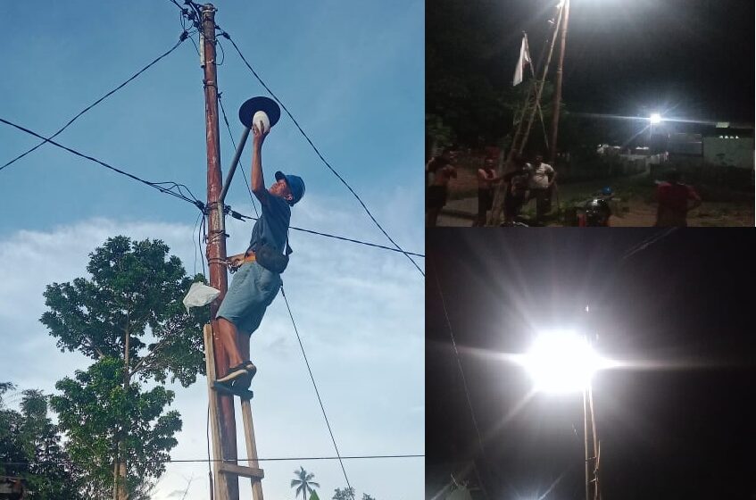 Pemasangan lampu jalan di kompleks Koramil Kelurahan Kotobangon Kecamatan Kotamobagu Timur, bantuan dari Benny Rhamdani.