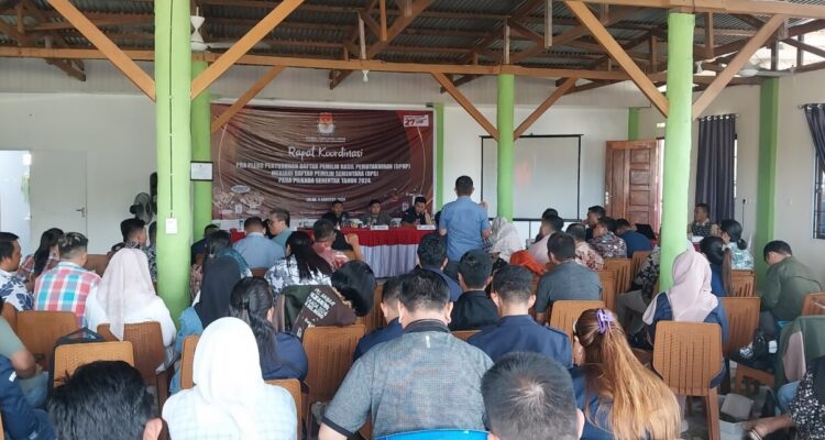 KPU Bolmong gelar Rakor bersama PPK se Bolmong, Rumah Makan Arsyila, Lolak 9 Agustus 2024. (foto.yudi paputungan/bolmong.news)