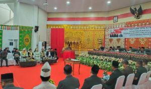 Adrianus Pimpin Rapat Paripurna Penetapan Wali Kota dan Wakil Wali Kota Kotamobagu Terpilih. Foto: dok/bolmong.news