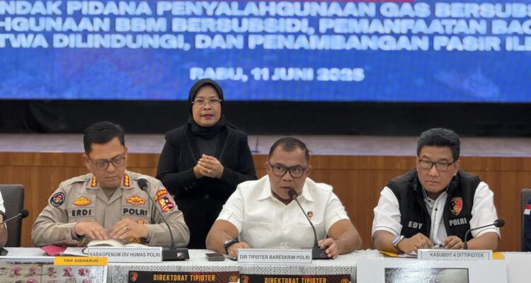 Bareskrim Polri Ungkap 5 Kasus Besar Penyalahgunaan BBM dan Gas Subsidi di Berbagai Daerah. Foto: dok/Humas Polri