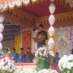 Wali Kota Kotamobagu membacakan sambutan resmi Menteri Pemuda dan Olahraga (Menpora) Republik Indonesia, Erick Thohir, pada upacara peringatan Hari Sumpah Pemuda ke-97, Selasa (28/10/2025), di alun-alun Boki' Hontinimbang, Kotamobagu. Foto: dok/Diskominfo